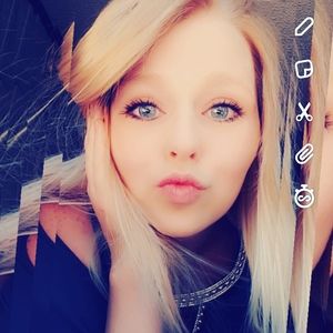 Meet your Posher, Alissa